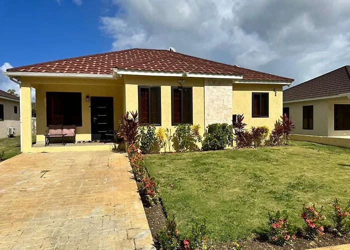 Luxurious Villa Royale- 5 Min Drive To Ocho Rios