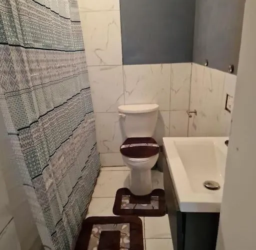 Cozy 2 Bed In Ocho Rios
